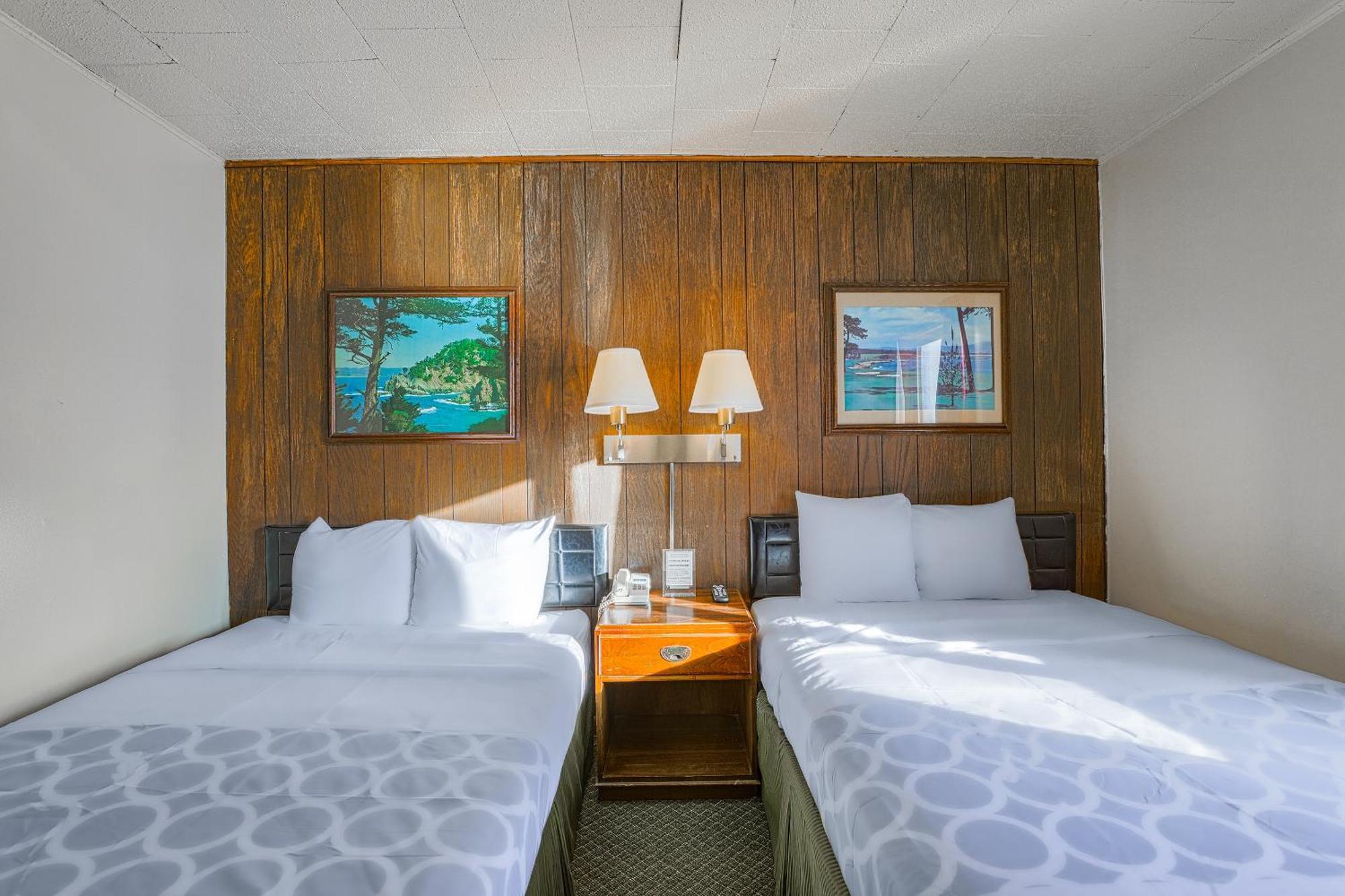 Love Hotels Silver Street By Oyo At Hurley Wi Exterior photo